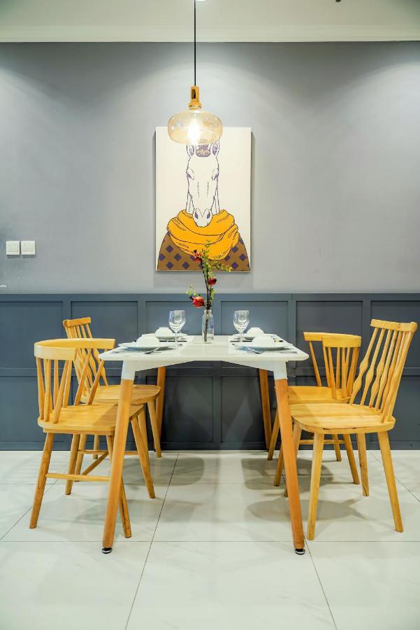 Moxy Hcmc Aparts - Vinhomes Central Park, Ice Rink TP. Hồ Chí Minh Ngoại thất bức ảnh